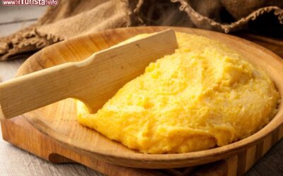 la_sagra_della_polenta_a_san_costanzo_nelle_marche
