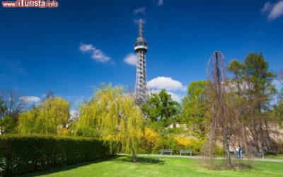 la_torre_di_petrin_praga
