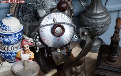 lavino_lazio_il_mercatino_dell_antiquariato_e_delle_pulci_di_anzio
