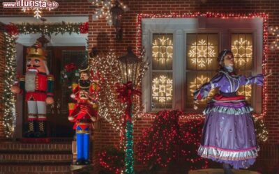 le_luminarie_casa_a_dyker_heights_a_brooklyn_new_york_city