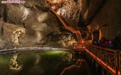 le_scale_visita_alla_miniera_di_sale_wieliczka_polonia
