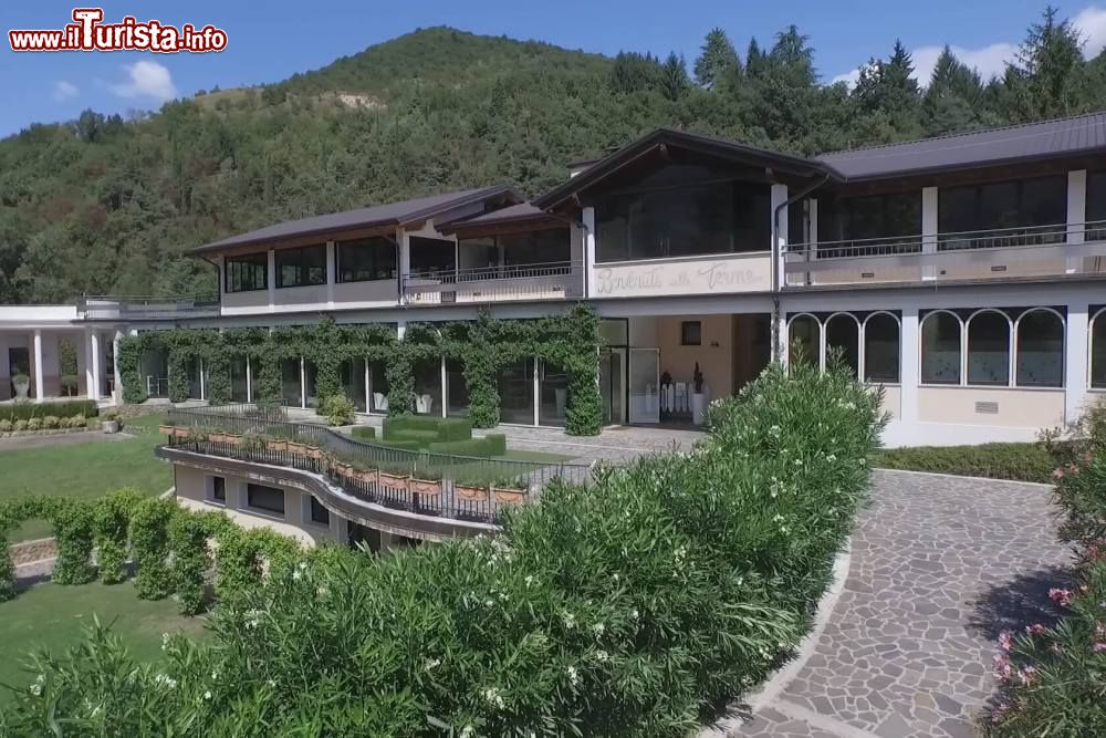 Lo Stabilimento termale a Vallio Terme in Lombardia