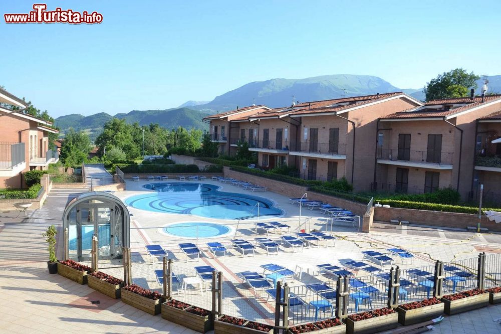 Lo Stabilimento termale delle Terme San Giacomo a Sarnano nelle Marche