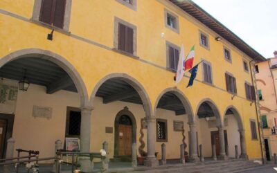 ledificio_del_comune_di_castelfranco_di_sotto_in_toscana