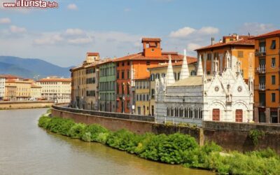 lungarno_pisa_piccola_chiesa_di_santa_maria_della_spina