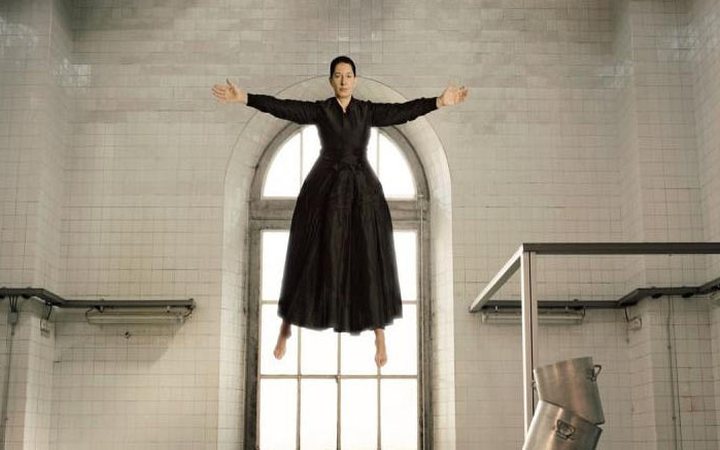 marina-abramovic-mostra-milano