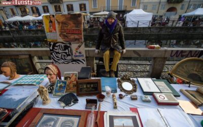 milano_il_mercatino_delle_pulci_della_fiera_di_sinigaglia_sui_navigli