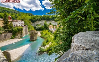 paesaggio_collinare_a_bagno_di_romagna_valle_del_fiume_savio_emilia-romagna