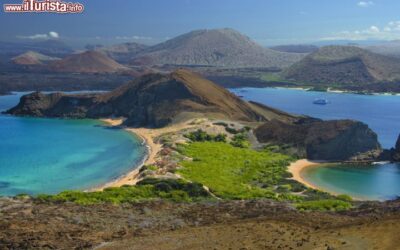 paesaggio_vulcanico_marino_Isla_Bartolome_Galapagos_156392102-1