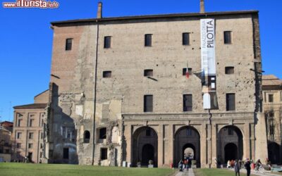 palazzo_della_pilotta_parma