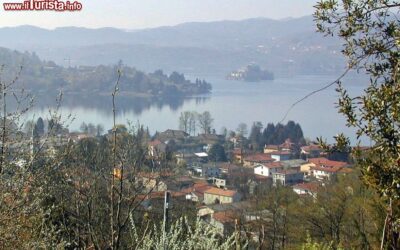 panorama_di_pettenasco_sul_lago_dorta_in_piemonte