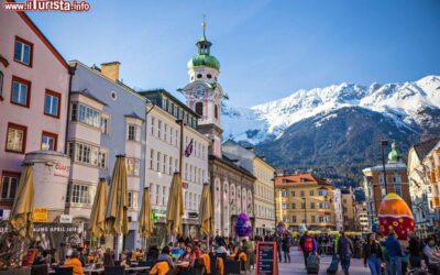 Innsbruck a Pasqua ospita dei coloratissimi mercatini