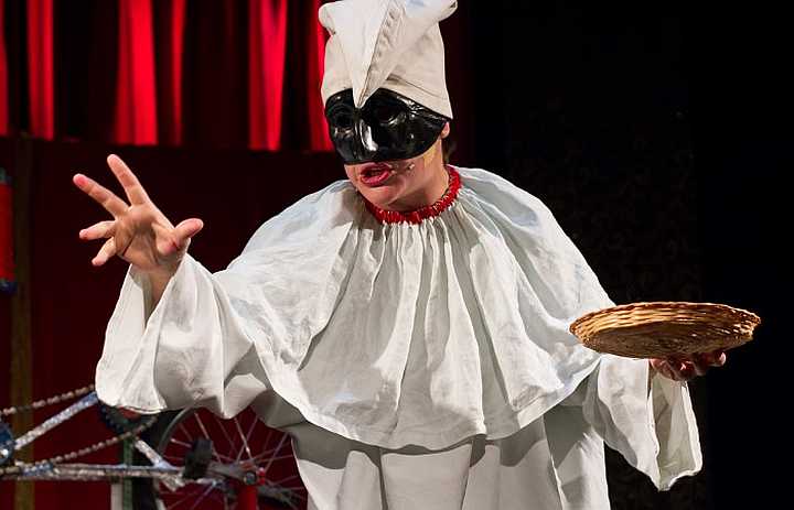 pulcinella-700×450-1