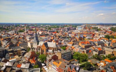 skyline_del_centro_cittadino_di_hasselt_in_estate_belgio