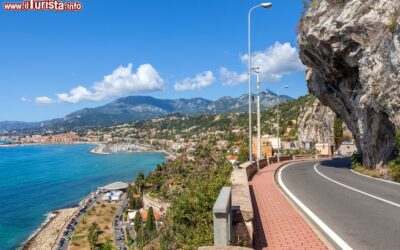 strada_panoramica_nei_pressi_di_menton_in_costa_azzurra_francia