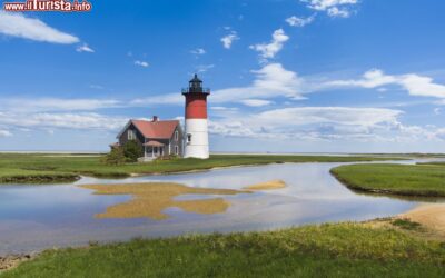 un_faro_sulla_costa_di_cape_cod_in_massachusetts-2