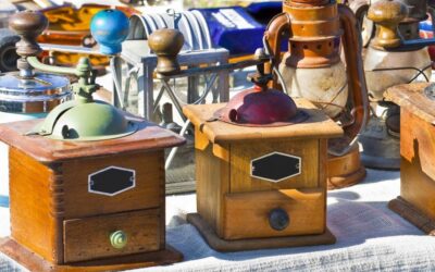 un_particolare_del_mercato_dell_antiquariato_di_desenzano_del_garda_in_lombardia