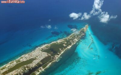 una_splendida_veduta_aerea_di_isla_mujeres_messico
