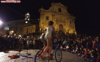 uno_festival_degli_artisti_di_strada_piu_famosi_in_italia