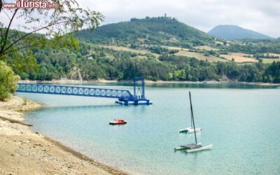 uno_scorcio_del_lago_di_suviana_in_emilia-romagna