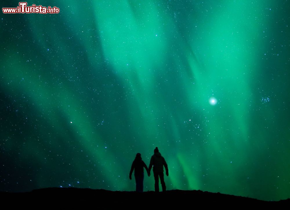 viaggio_di_nozze_a_febbraio_in_finlandia_con_l_aurora_boreale