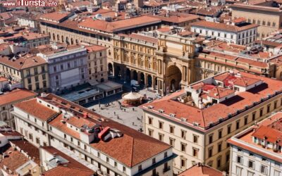 vista_aerea_della_centrale_piazza_della_repubblica_a_firenze