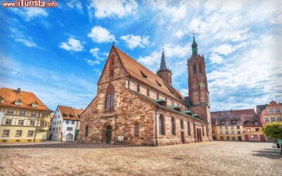 la_chiesa_munster_nel_cuore_di_villingen_schwenningen_baden_wurttemberg_in_germania